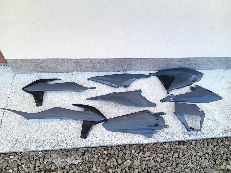 KTM plastik plastiki błotnik boczek