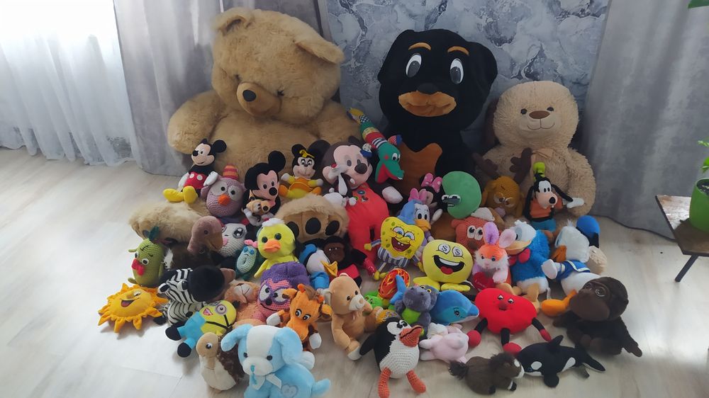 Дитячі м'які іграшки