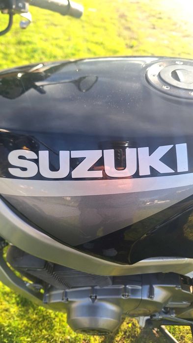Moto Suzuki GS500E