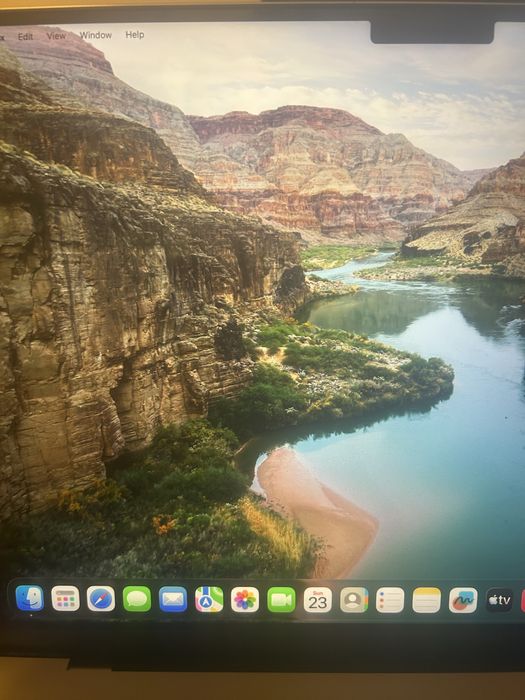 MacBook Pro M3 Pro 18Gb Ram 100% bateria 14'