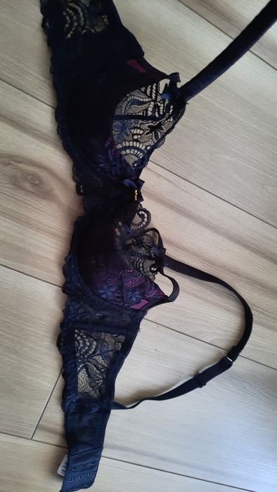 Elegancki biustonosz Mister Lady r. 75 C