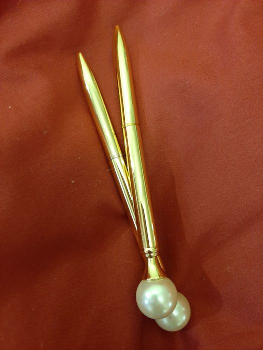 Кулькова ручка з перлиною