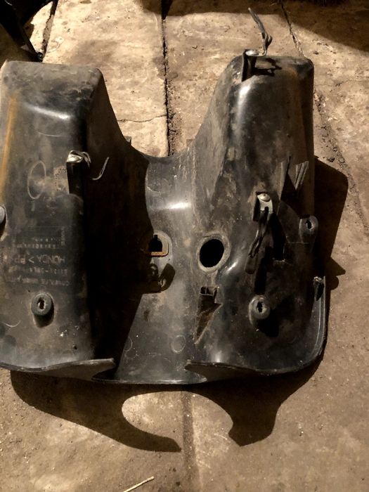 Подгазетник Honda dio 34-35 верхняя часть