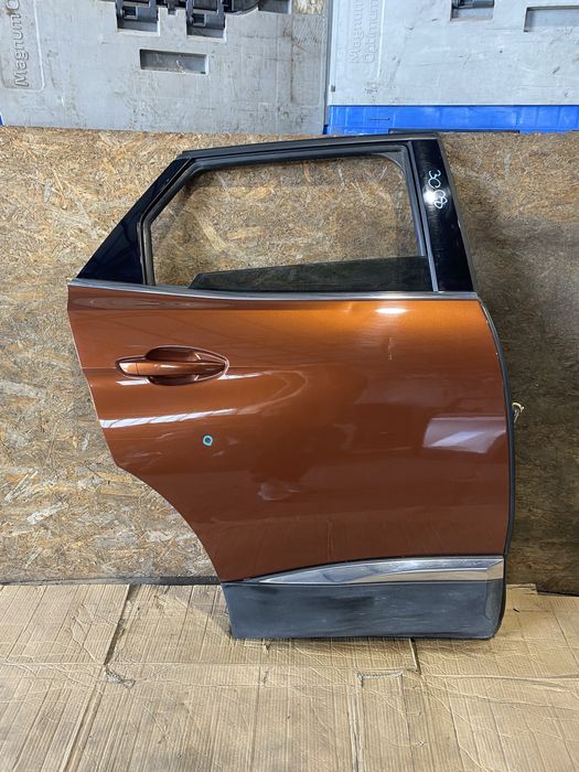 Peugeot 3008 II 2 Drzwi Prawy Tył Kompletne