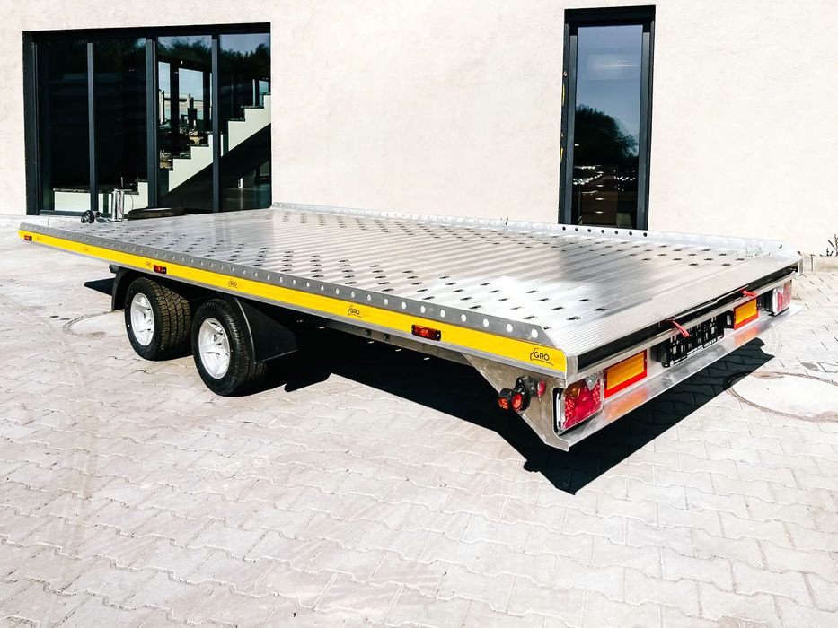 Gromex 4,12m 2 osie DMC 2700  Przyczepa GROMEX L2-2700 | 4,12 m | 2 osie | DMC 2700 kg