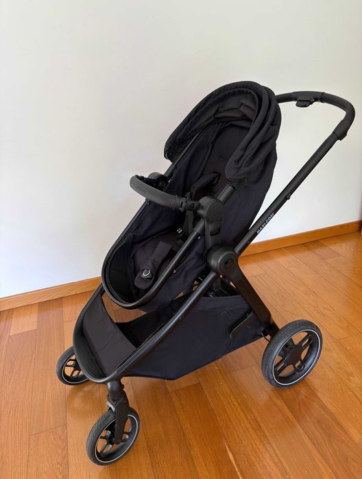 Carrinho de bebé Maxi-Cosi Zelia 3 EssenBlack