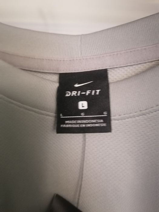 Nike. Лонгсліви, Поло. Футболки.