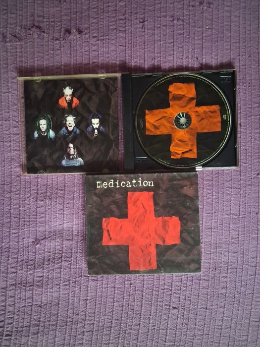 Medication EP homónimo
