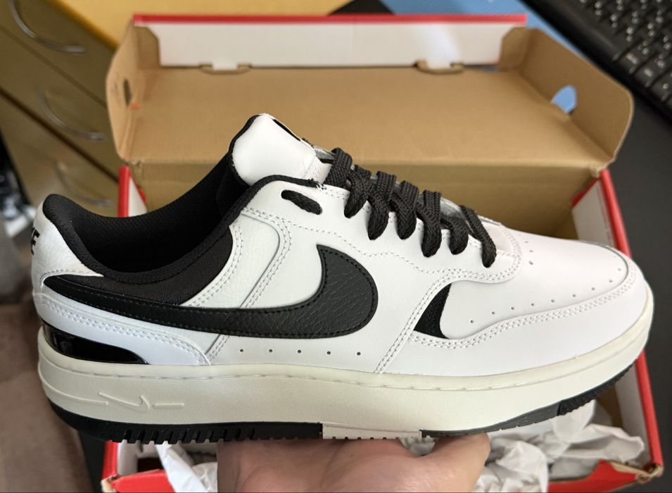 Оригінал 100% кросівки Nike Gamma Force White DX9176-100 (27см)