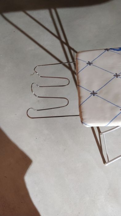 Tábua engomar pequena