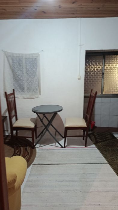 Apartamento para arrendar. T1 em Canas de Senhorim