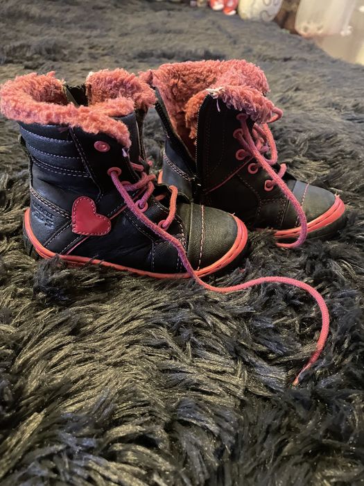 Buciki zimowe dla dziewczynki