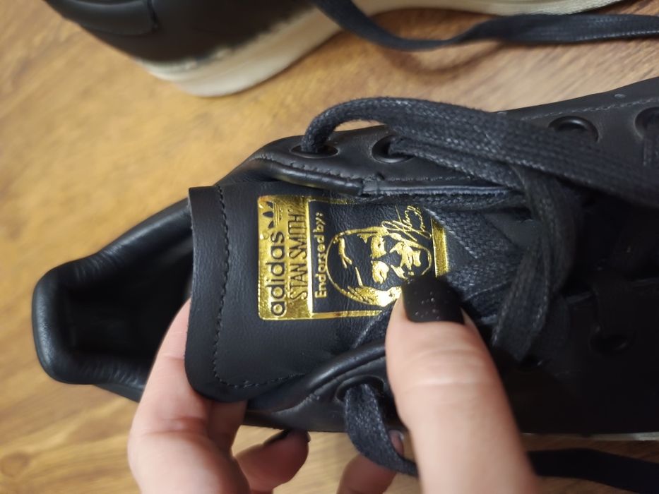 Жіночі кожані кросівки