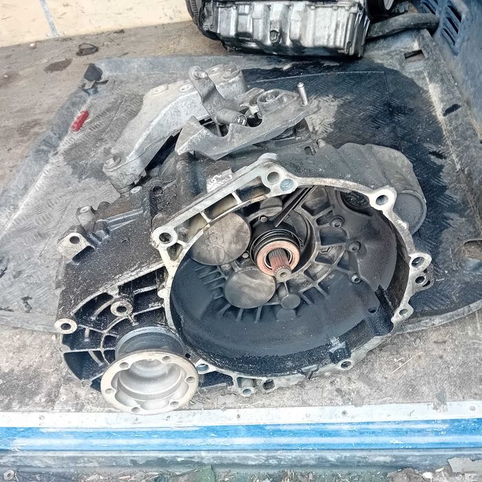 Skrzynia biegów JLT 2.0 TDI 6B VW SEAT SKODA AUDI