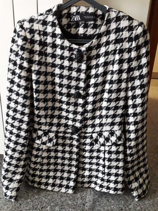 Casaco curto (blazer) em pied poule (NOVO POR ESTREAR)