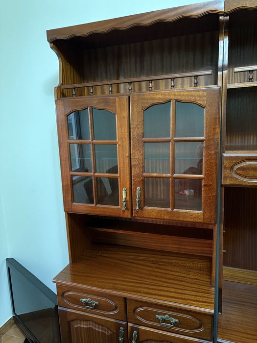 Móvel de madeira para sala de estar