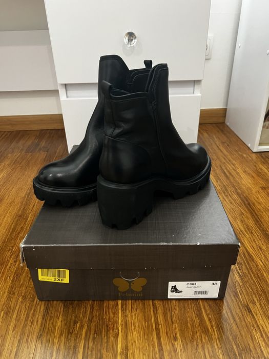 Nowe botki na platformie Felmini rozmiar 38