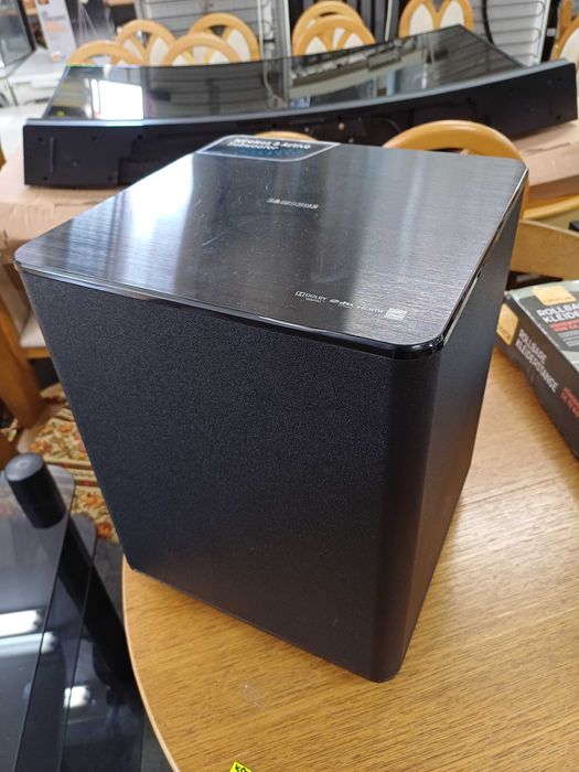 Telewizor SAMSUNG UE55HU7200 soundbar + sobwoofer