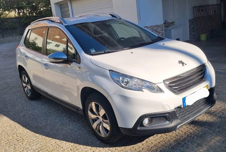 PEUGEOT 2008 BlueHDI Allure