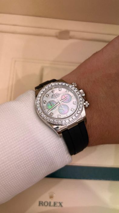 Zegarek ROLEX Cosmograph Daytona Masa perłowa z diamentami