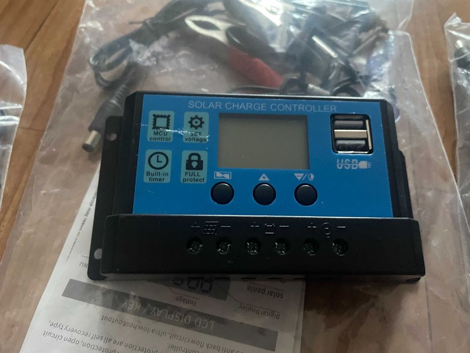 сонячна гнучка панель 40-50 Ватт контролер