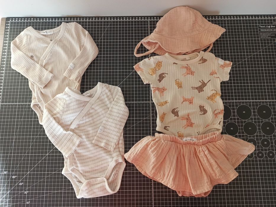 Paka ubrań dla dziewczynki r. 68 + zabawki