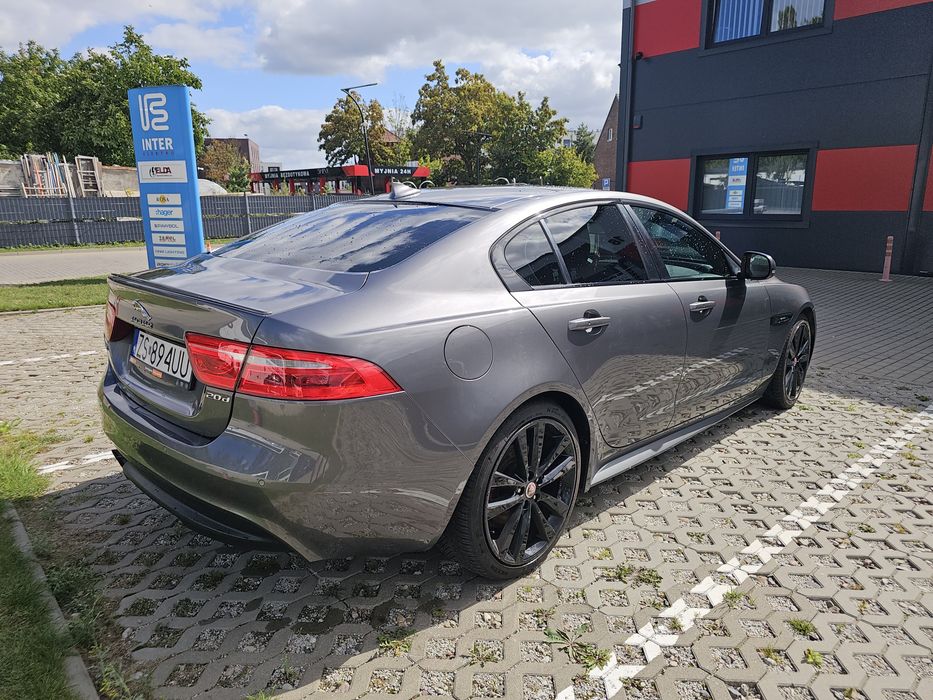 Sprzedam swoje prywatne auto Jaguar XE 2.0 diesel  R-Sport  2016r.