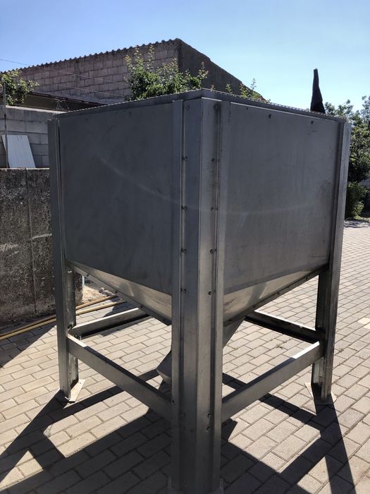 Deposito Para Pellets Capac.1000 Kg