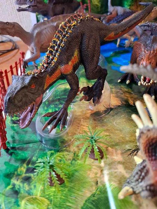 Парк Юрського періоду. Розвиваючий набір фігурок Динозаври