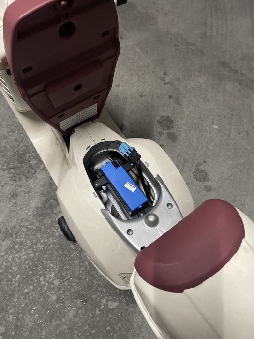 Scooter piaggio a bateria