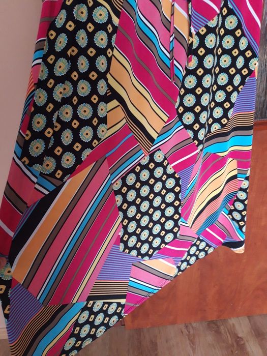 Długa kolorowa sukienka rozmiar 44/46/48  4XL