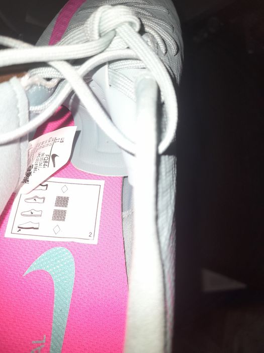 Sprzedaż nowe buty męskie korki Nike