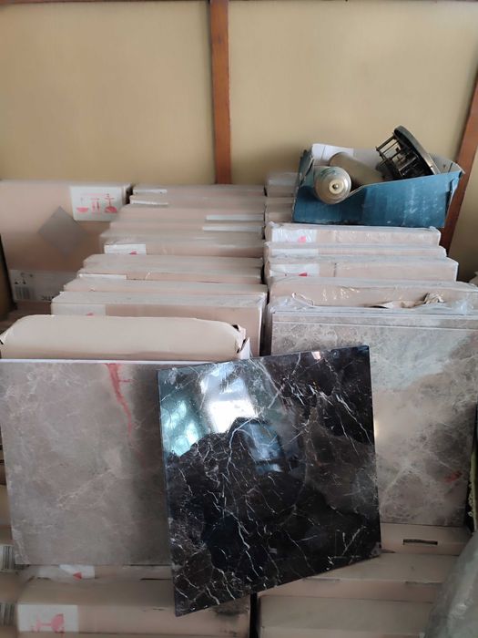 Wyprzedam narzędzia budowlane / materiały budowlane