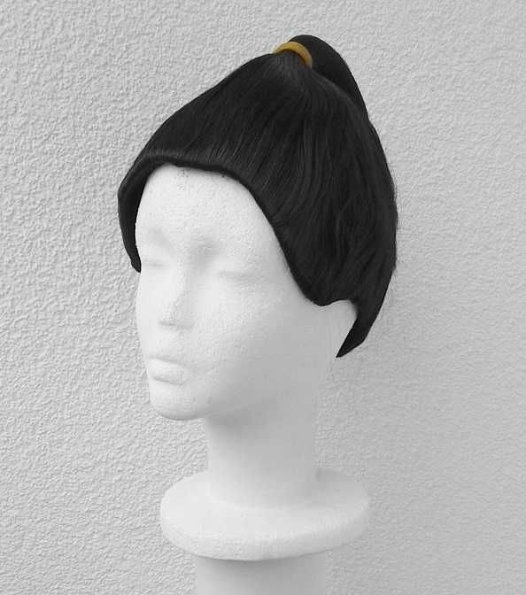 Czarna krótka peruka z kitką samurai wojownik krótki czarny wig