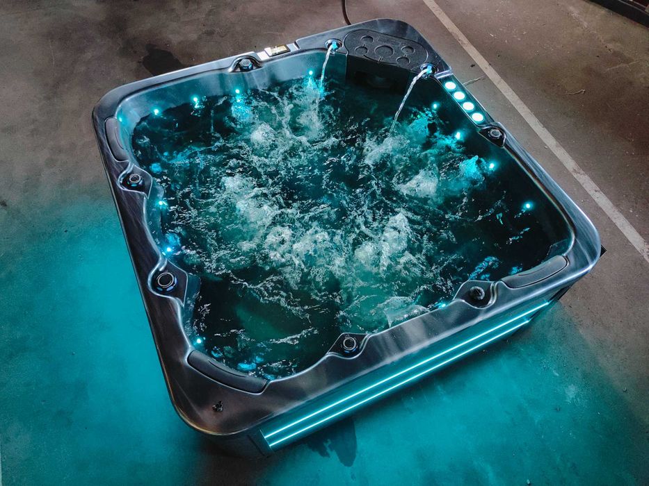Jacuzzi ogrodowe całoroczne , wifi , bluetooth , 63 dysze , raty 0%