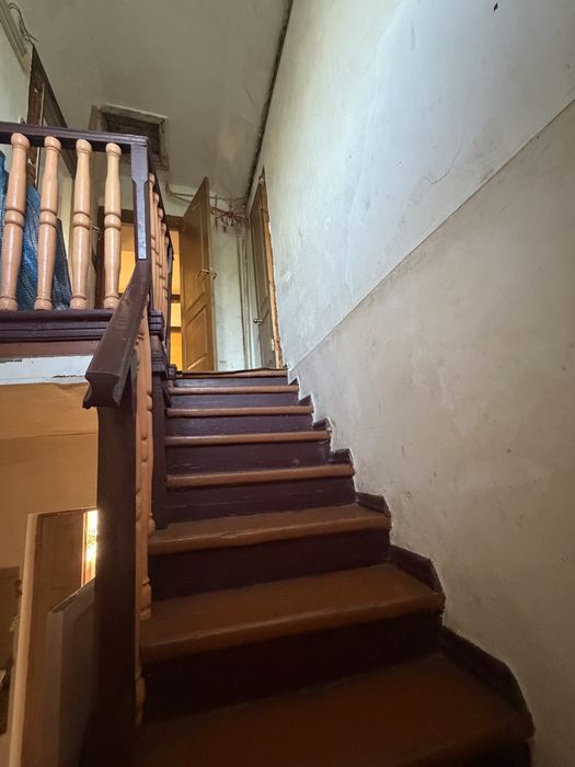 Продам зручний двоповерховий будинок 106,1 м² із земельною ділянкою 1160 м² (11,6 сотки) — 50 000 $