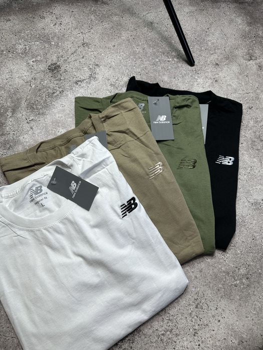 Футболки New Balance з вишитим лого Всі розміри