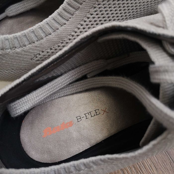 Bata кроссовки летние кеды 39 размер новые