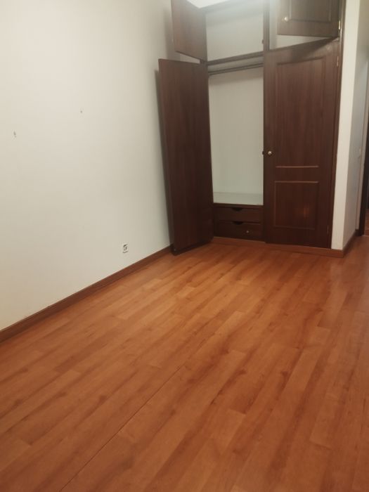 T3, arrenda-se a cinco minutos do centro da cidade Coimbra