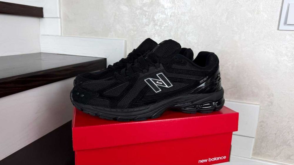 New Balance 1906r