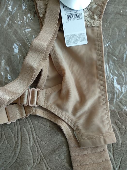 Бюстгальтер новий Конте елегант 90 G