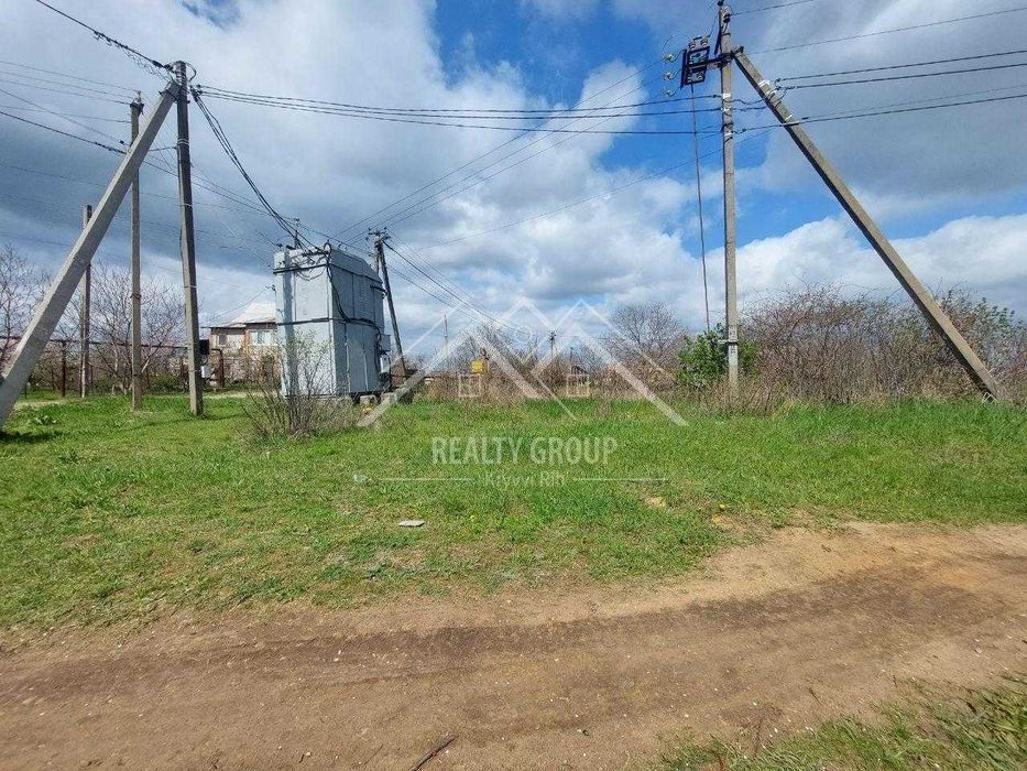 Продаж земельної ділянки 38 соток в с.Лозуватка поблизу річки