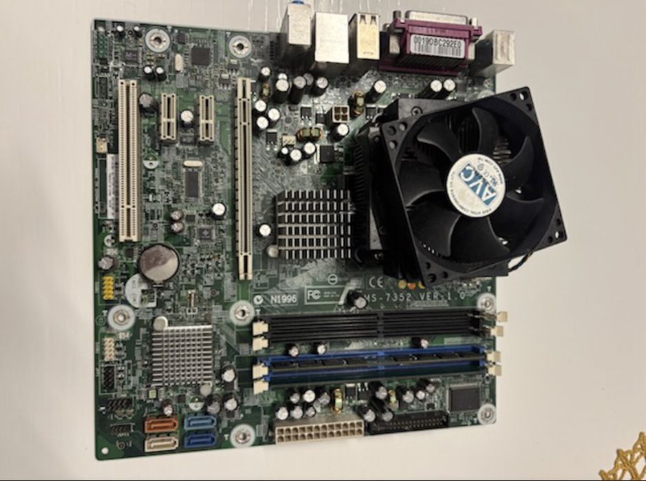 Plyta glowna MSI MS-7352 ddr2 2x2gb  Intel Core 2 Quad Q6600