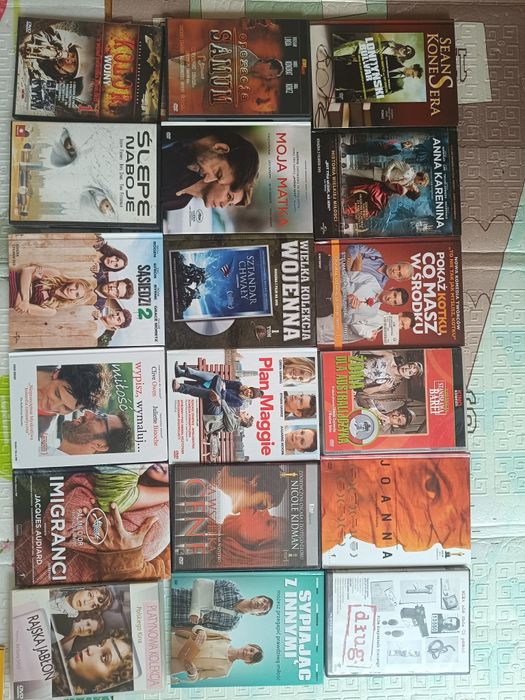 Filmy,okładka twarda,18 sztuk