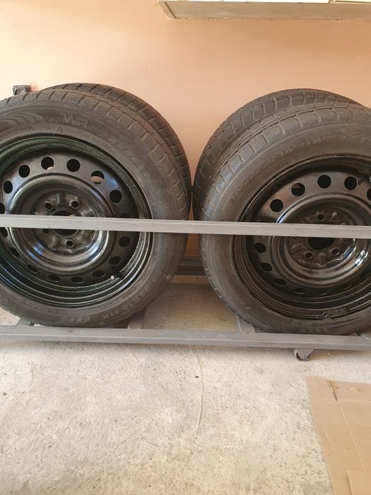 Продам гуму 205/60R16 та комплект всесезонної гуми, резини з дисками