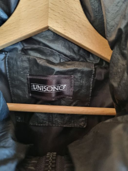 Czarna kurtka Unisono