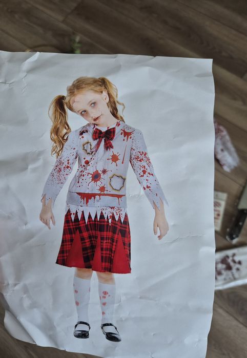 Strój zombie Uczennica Halloween karnawał 116/122