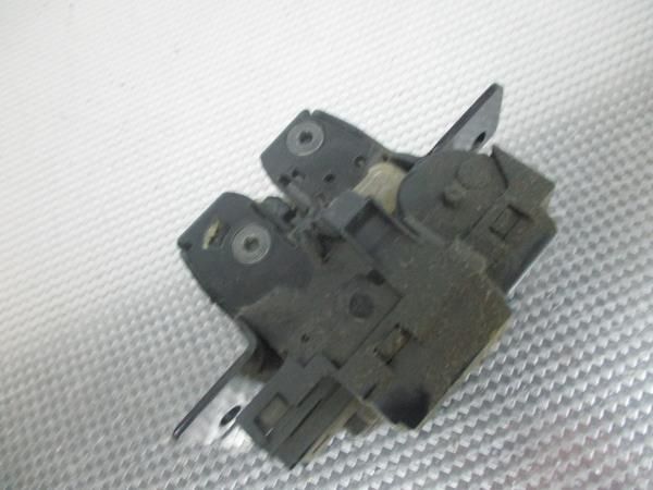 Fechadura / fecho da mala RENAULT Clio III (BR0/1, CR0/1)