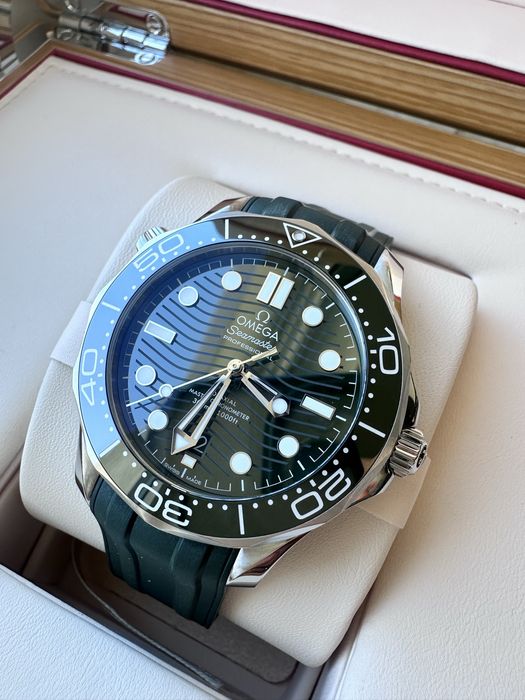 Omega Seamaster Diver 300m, 2026 rok, gwarancja producenta, zielona