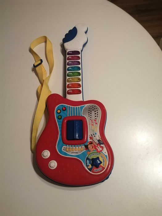 Gitara dla dziecka, zabawka, pierwsza gitara Clementoni